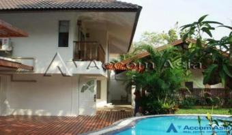 HOUSE WITH POOL AND GARDEN FOR E Bangkok