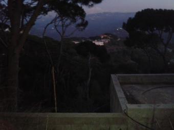 Lebanon Land Broumm�na
