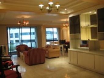 HOUSE AND LOT FOR SALE!!! �FEU Pasong Tamo, Qu