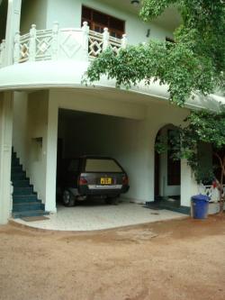 House For Rent - 04 Bed Rooms Nugegoda