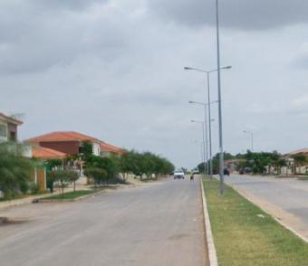 4 Bedr House For Rent - Luanda Luanda