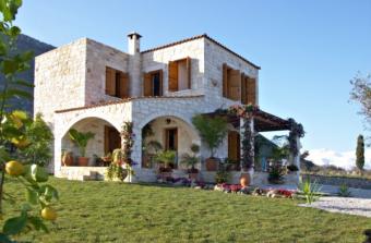 Beautiful villas to choose from Heraklion