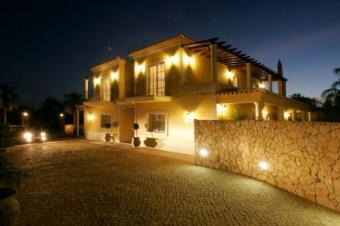 4 Bedrooms Villa Faro