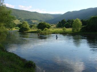 Sale land along the river Pliva Jezero Sipovo