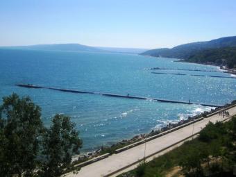 Top bargain right on the beach Balchik