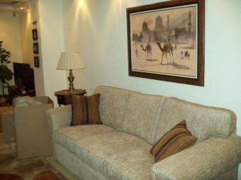 Flat For rent in green and quiet Cairo
