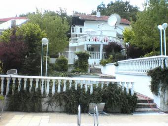 Luxuriously furnished and spacio Varna