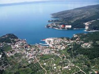 APARTMENTS IN PUNTINAK Brac