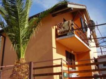 House with sea views near Bar Bar