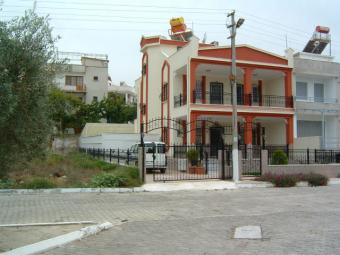 Semi-detached Villa Kusadas� Long Beach