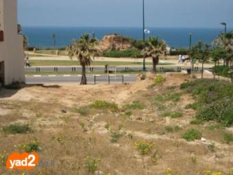 land on Netanya`s beach Netanya