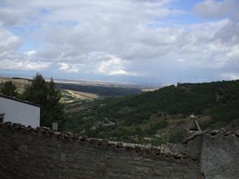 rustic property Alberona