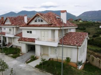Acacia Hills - Villa 7 Tirana (mjull Bathore)