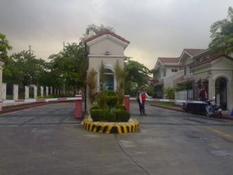 Villa in Ferndale Village Mapaya Quezon City
