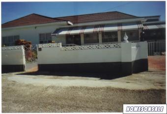 4 bed bungalow St Elizabeth Southfeild