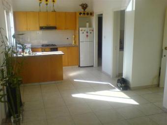 2 bed modern flat limassol  rent Limassol