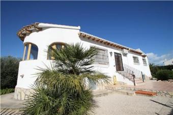 Well maintained 3 bedroom villa Pego
