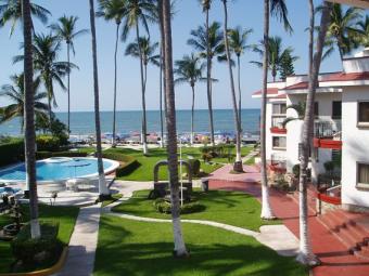BEACHFRONT HOTEL Rincon De Guayabitos