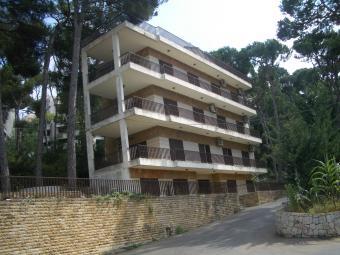 4 STORIES BUILDING FOR SALE Broumana