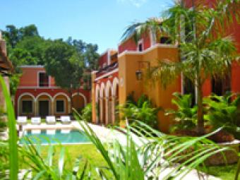 Colonial houses to rent Merida