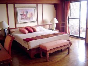 Bangkok Ekamai - Large cosy cond Bangkok