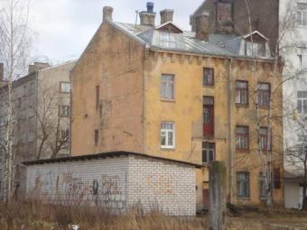 APARTMENT BUILDING FOR SALE Riga