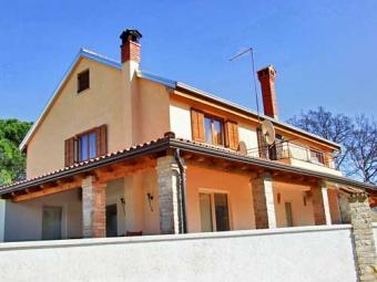 FIRST  FLOOR VILLA WITH SEA VIEW Porec,istria