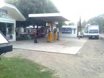 House & Lot w/ Gasoline Station Amlan City