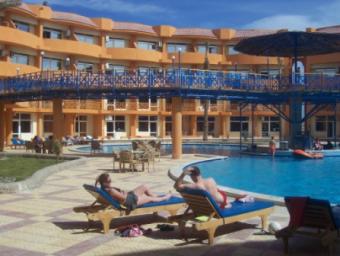 2 BR in Luxury Complex Hurghada