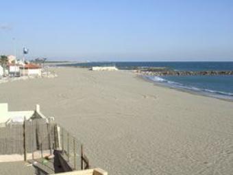 SEA FRONT 1 BEDROOM APARTMENT Sainte-marie-plage