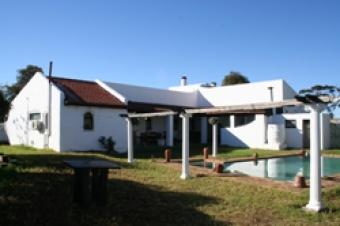 4 bedrooms, 3 bathrooms Cape Town