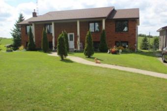 3+2 BEDROOM VERY PRIVATE HOME Peterborough