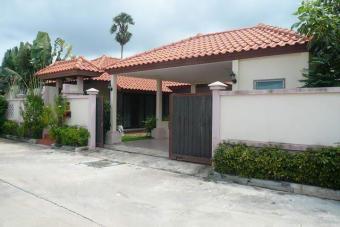 HOUSE FOR SALE NA JOMTIEN Pattaya