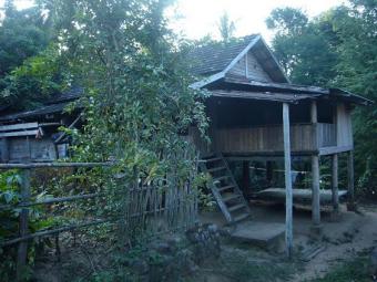 Old harwood house for sale Luang Prabang