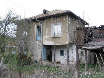 Authentic house close to the Bojentsi