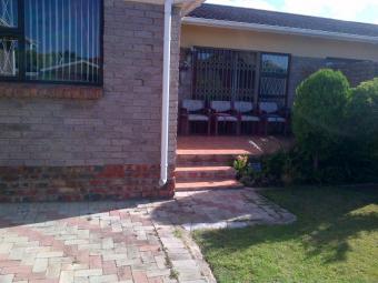3 beds 2 bath Townhouse for Sale Port Elizabeth