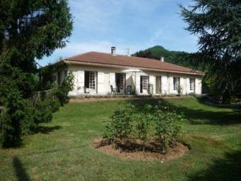 South of France village house Toulouse