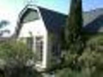 House with 7 flats in Birchleigh Pretoria