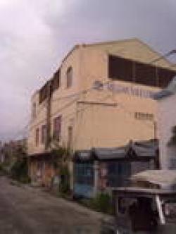 School Lot & Building Cabuyew