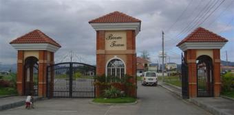 Lots in `Boom Town`, Bauan Bauan