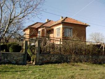 House & garden near Elhovo Elkhovo