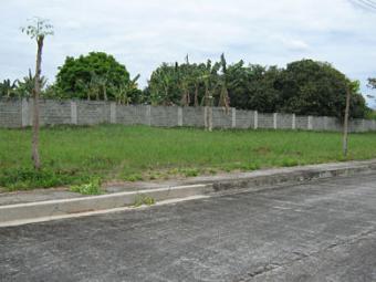 FS:  LOT IN CATALUNA PEQUENIO Davao