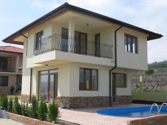 House close to Albena resort Albena