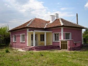 Nice Rural Villa Montana