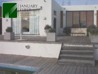 Spectacular villa near the beach Punta Del Este