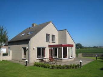 4 bedroomed house Velp