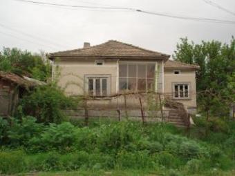 Old rural house in Bulgaria Dobrich