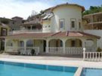 Mountain / sea view villas:110 Alanya