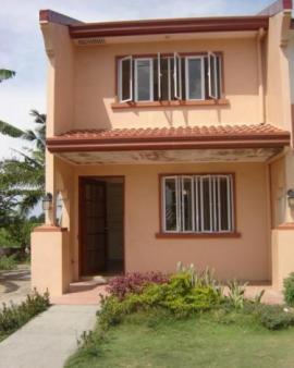 TOWNHOUSE IN IMUS LOW DP!!!! Imus