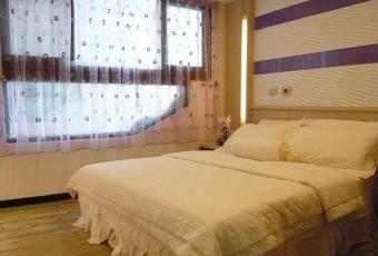 New decorated & Well funished Tainan